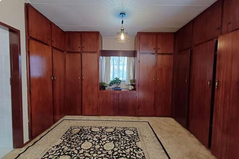 3 Bedroom Property for Sale in Sonneveld Gauteng