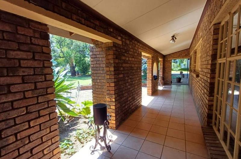 3 Bedroom Property for Sale in Sonneveld Gauteng