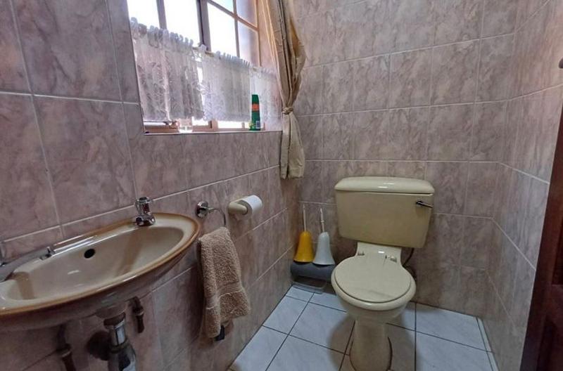3 Bedroom Property for Sale in Sonneveld Gauteng