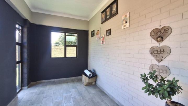 3 Bedroom Property for Sale in Symhurst Gauteng