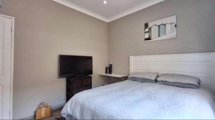 3 Bedroom Property for Sale in Symhurst Gauteng