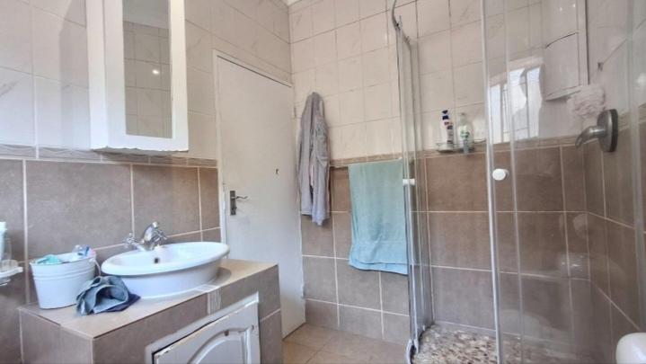 3 Bedroom Property for Sale in Symhurst Gauteng