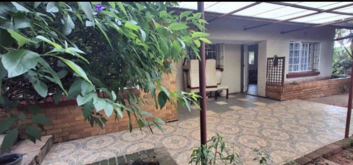 3 Bedroom Property for Sale in Wychwood Gauteng