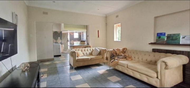 3 Bedroom Property for Sale in Wychwood Gauteng