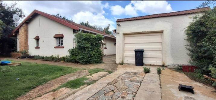 3 Bedroom Property for Sale in Wychwood Gauteng