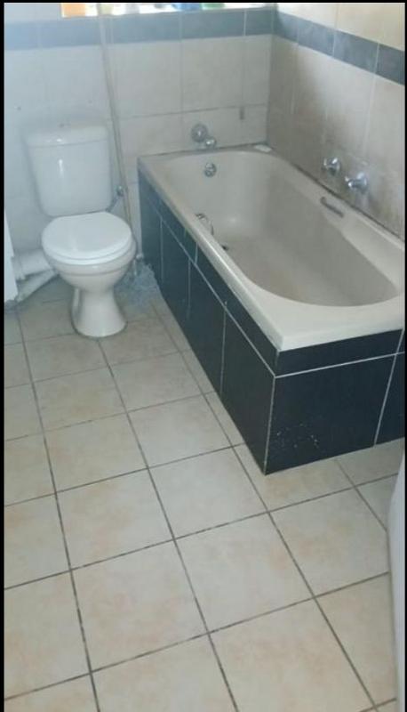 2 Bedroom Property for Sale in Birchleigh Gauteng
