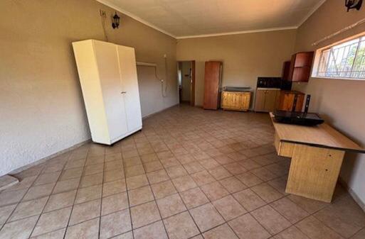 3 Bedroom Property for Sale in Birchleigh Gauteng