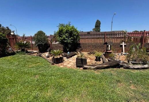 3 Bedroom Property for Sale in Birchleigh Gauteng
