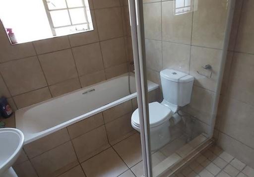 3 Bedroom Property for Sale in Glen Marais Gauteng