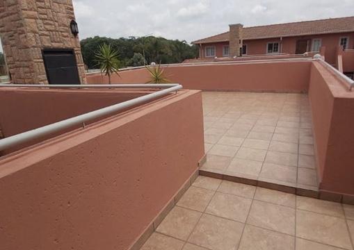 3 Bedroom Property for Sale in Glen Marais Gauteng