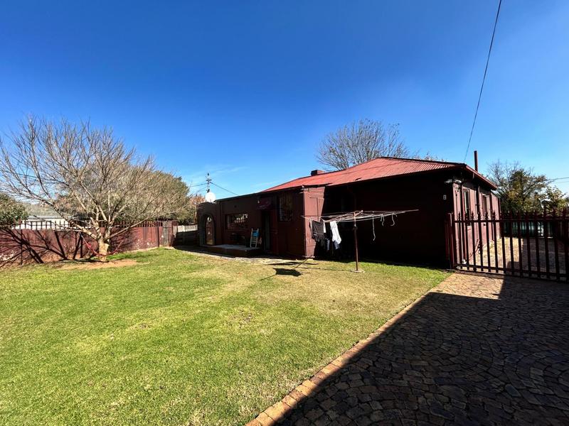 3 Bedroom Property for Sale in Selection Park Gauteng