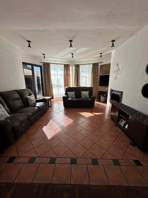 6 Bedroom Property for Sale in Selection Park Gauteng