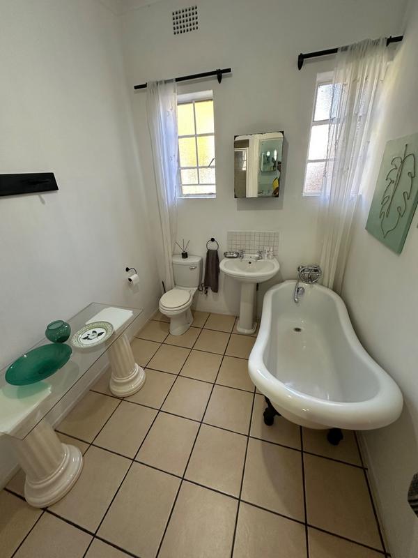 6 Bedroom Property for Sale in Selection Park Gauteng
