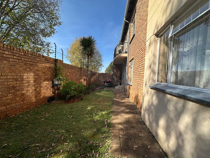 25 Bedroom Property for Sale in Selection Park Gauteng