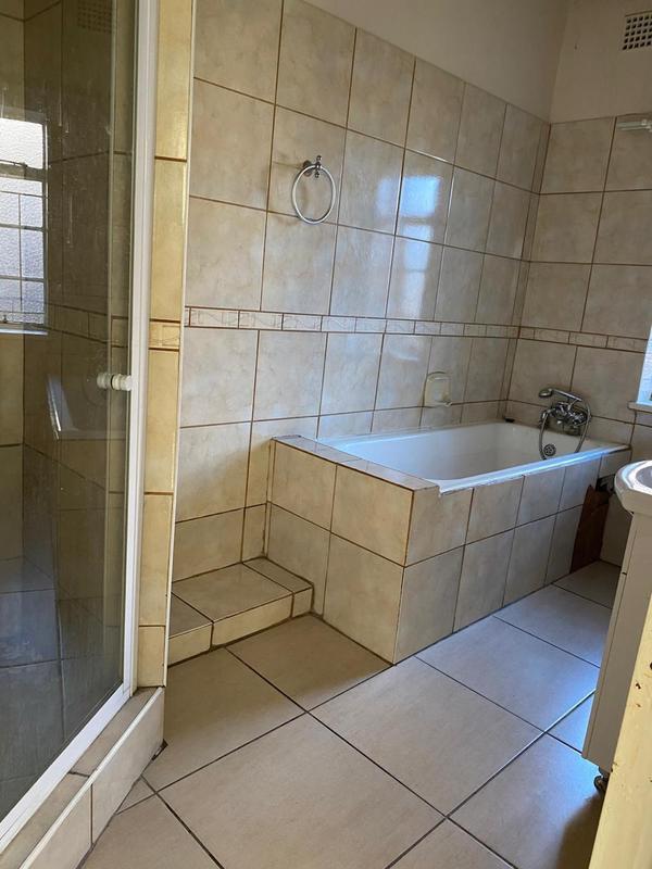 2 Bedroom Property for Sale in Selection Park Gauteng
