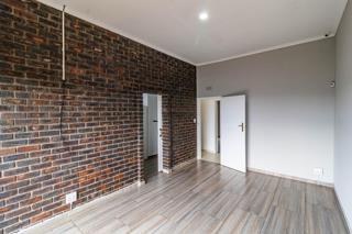 5 Bedroom Property for Sale in Bassonia Gauteng