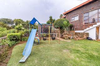 5 Bedroom Property for Sale in Bassonia Gauteng