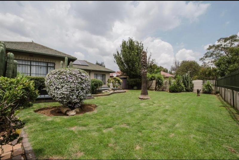 3 Bedroom Property for Sale in Roseacre Gauteng
