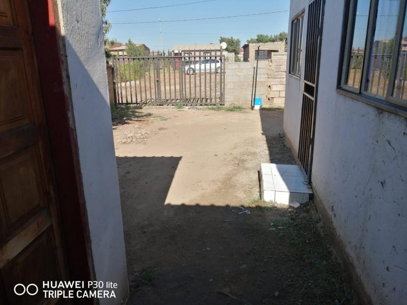 7 Bedroom Property for Sale in Orange Farm Gauteng
