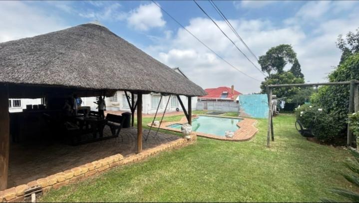 5 Bedroom Property for Sale in Primrose East Gauteng