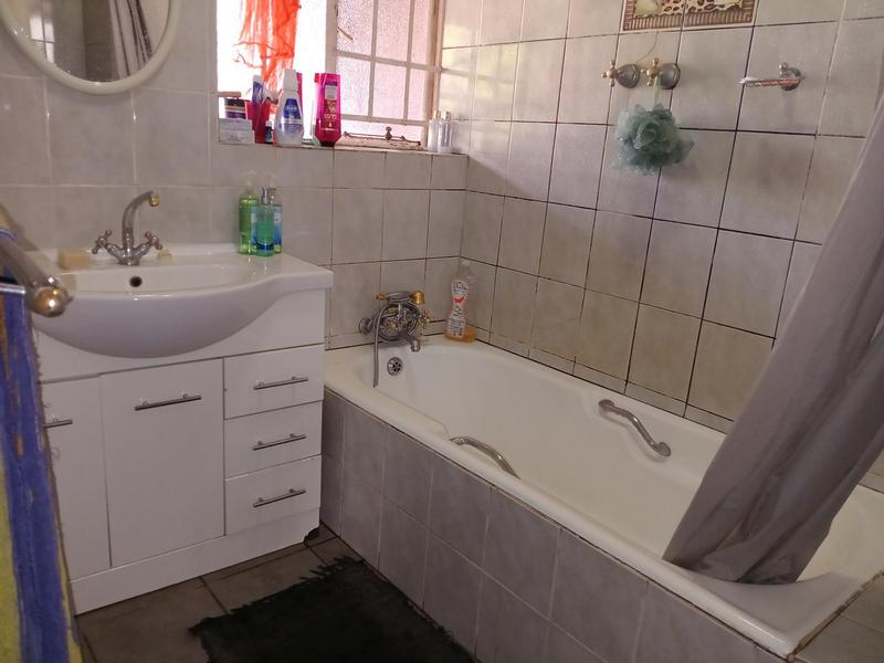 3 Bedroom Property for Sale in Three Rivers Gauteng