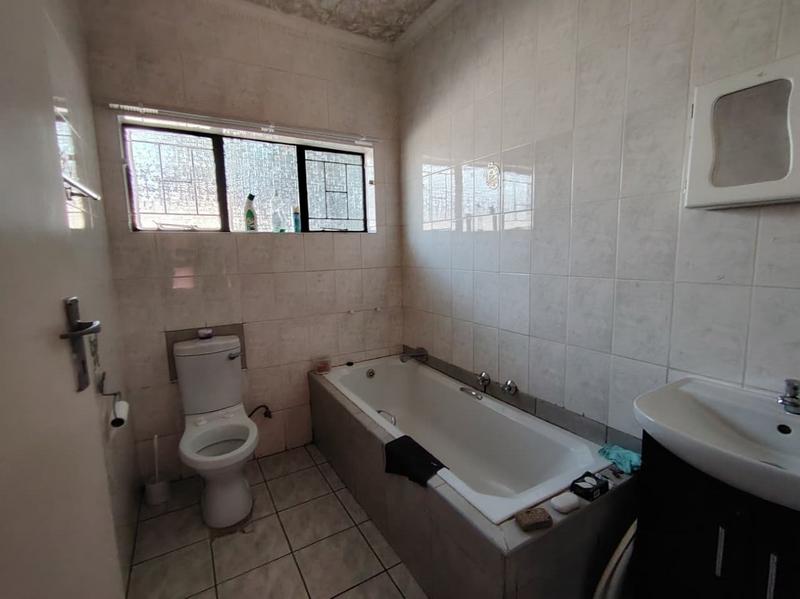 3 Bedroom Property for Sale in Karenpark Gauteng