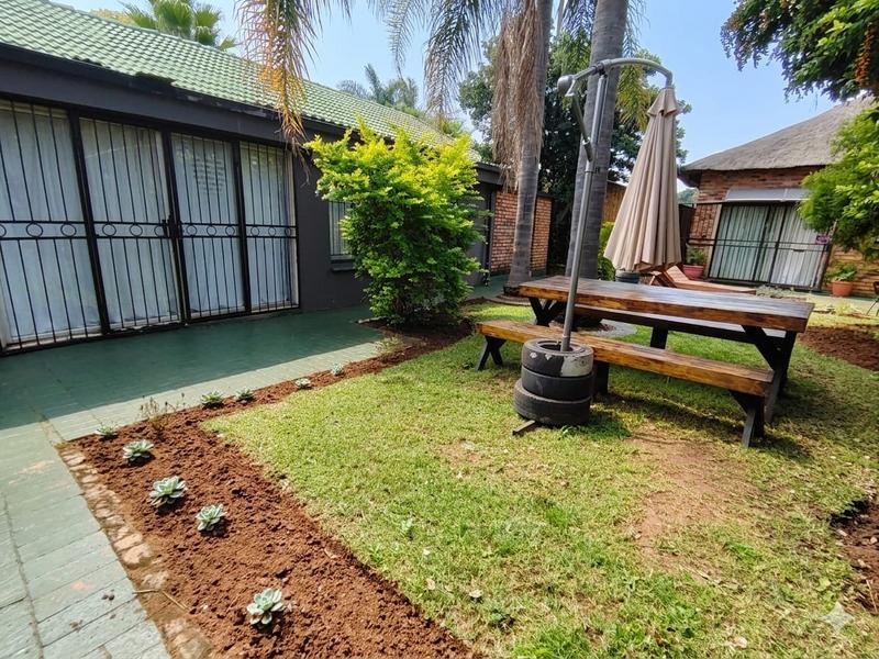 3 Bedroom Property for Sale in Karenpark Gauteng
