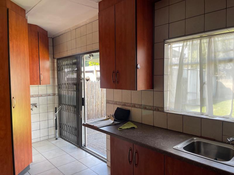 To Let 3 Bedroom Property for Rent in Vanderbijlpark SE 1 Gauteng