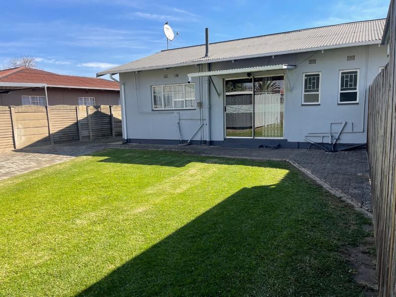 To Let 3 Bedroom Property for Rent in Vanderbijlpark SE 1 Gauteng
