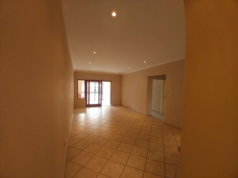 2 Bedroom Property for Sale in Kenleaf Gauteng