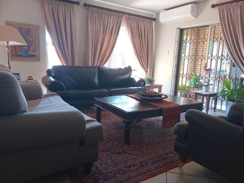 4 Bedroom Property for Sale in Eldoraigne Gauteng