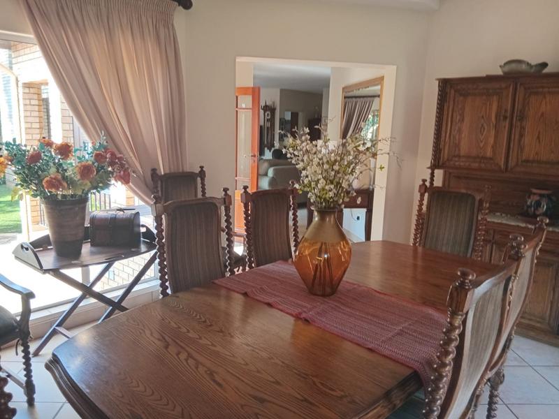 4 Bedroom Property for Sale in Eldoraigne Gauteng