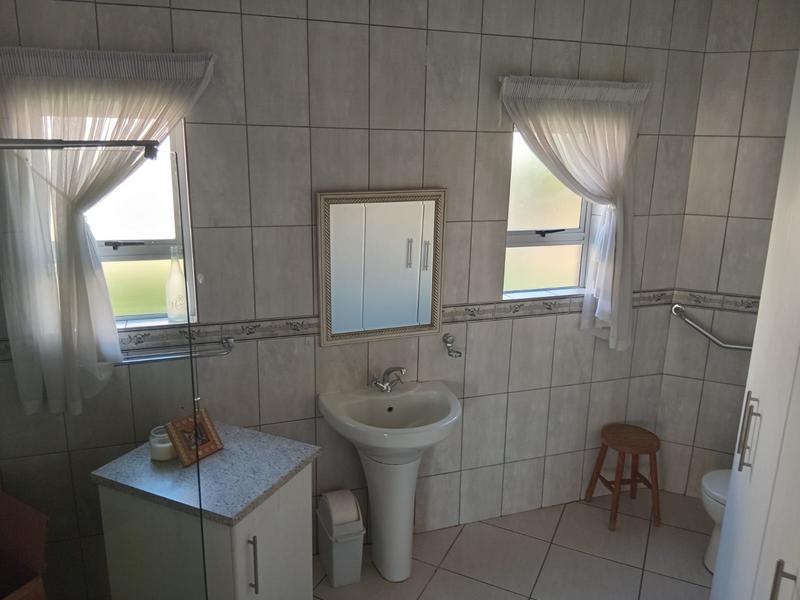 4 Bedroom Property for Sale in Eldoraigne Gauteng