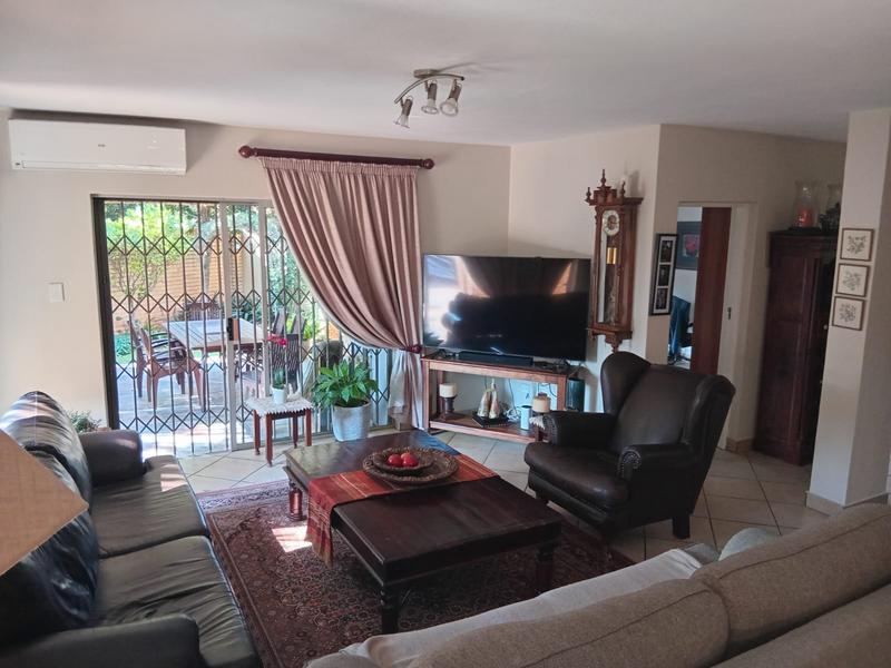 4 Bedroom Property for Sale in Eldoraigne Gauteng