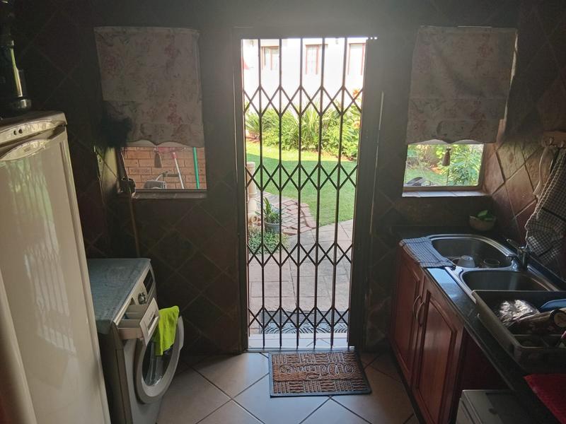 4 Bedroom Property for Sale in Eldoraigne Gauteng