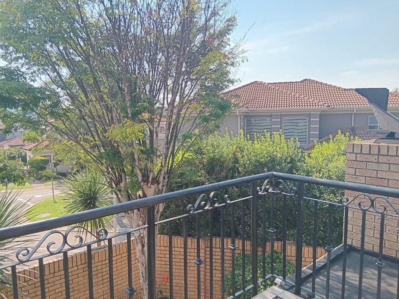 4 Bedroom Property for Sale in Eldoraigne Gauteng