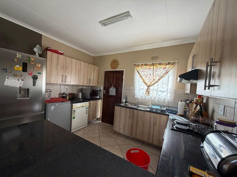 2 Bedroom Property for Sale in Riversdale Gauteng