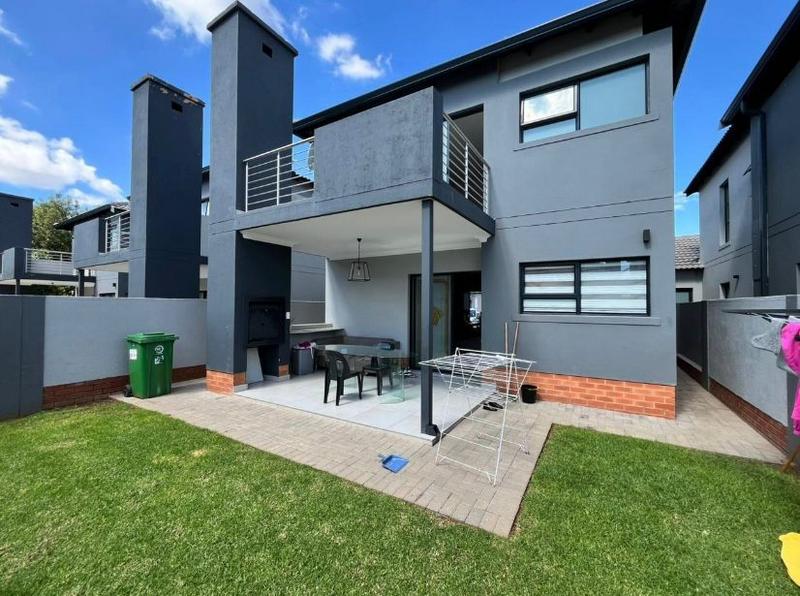 To Let 3 Bedroom Property for Rent in Montana Gauteng