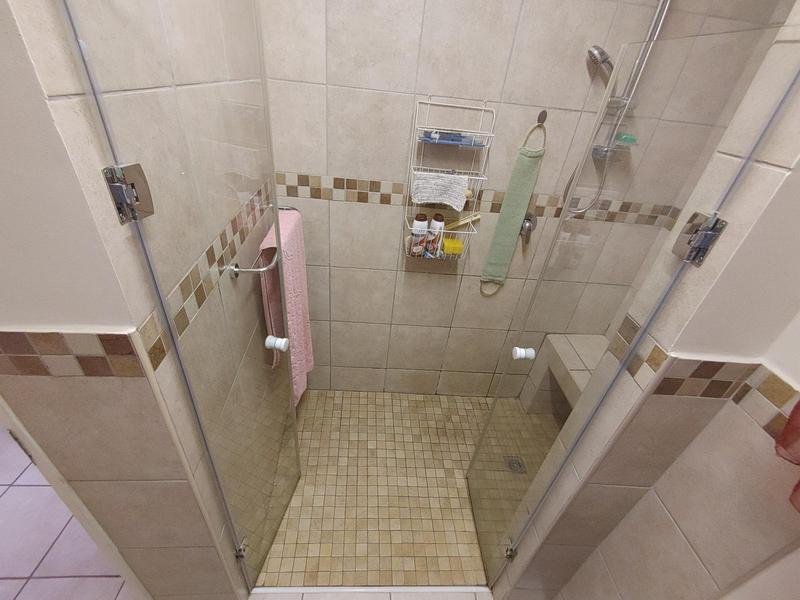 2 Bedroom Property for Sale in Homes Haven Gauteng
