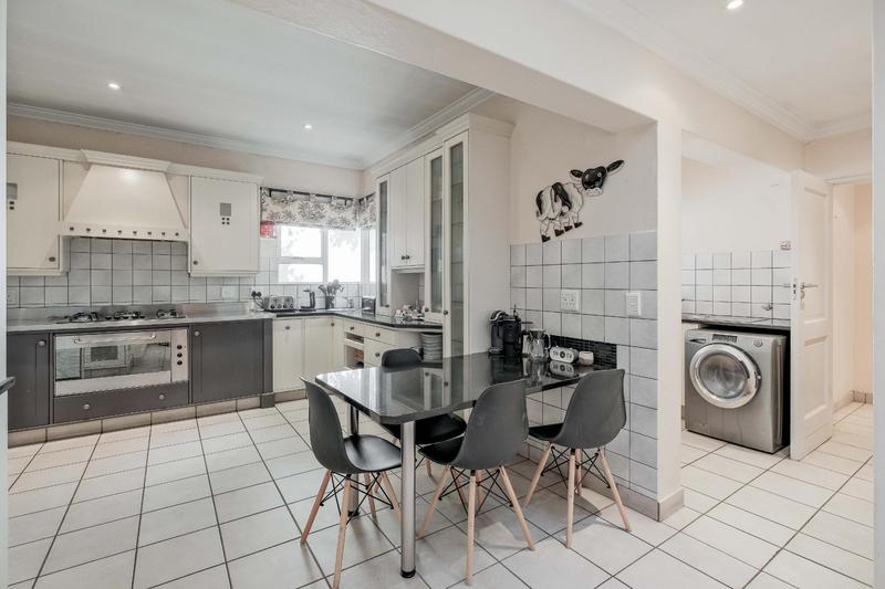 4 Bedroom Property for Sale in Dainfern Golf Estate Gauteng
