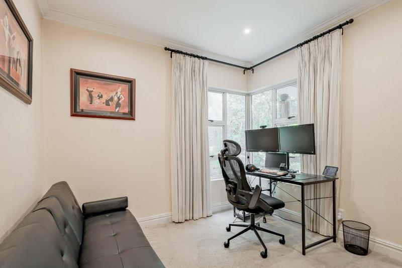 4 Bedroom Property for Sale in Dainfern Golf Estate Gauteng