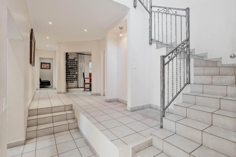 4 Bedroom Property for Sale in Dainfern Golf Estate Gauteng