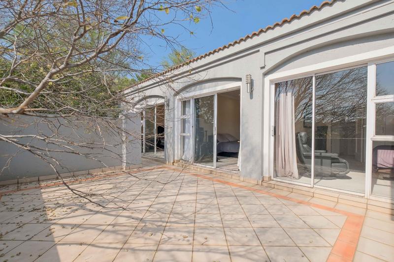 4 Bedroom Property for Sale in Dainfern Golf Estate Gauteng