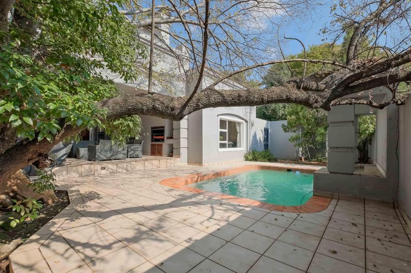 4 Bedroom Property for Sale in Dainfern Golf Estate Gauteng