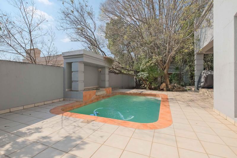 4 Bedroom Property for Sale in Dainfern Golf Estate Gauteng