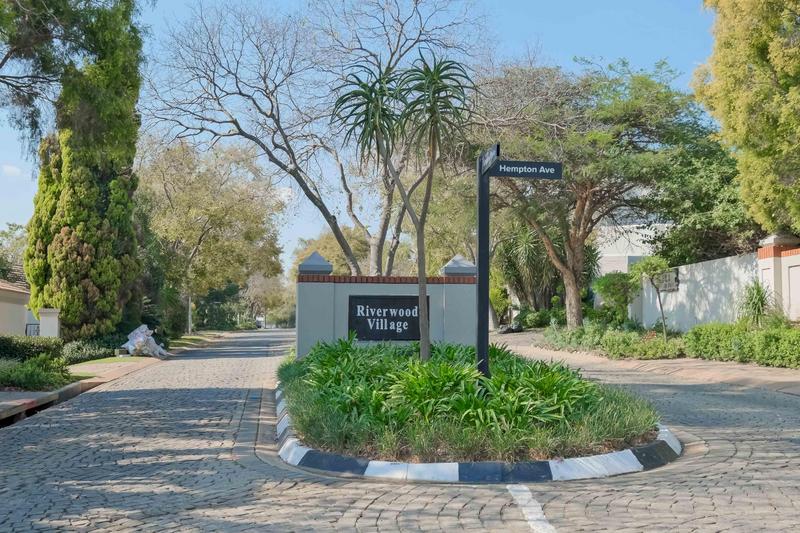 4 Bedroom Property for Sale in Dainfern Golf Estate Gauteng