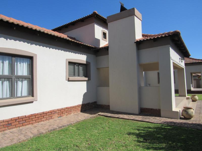 To Let 5 Bedroom Property for Rent in Savannah Country Estate Gauteng