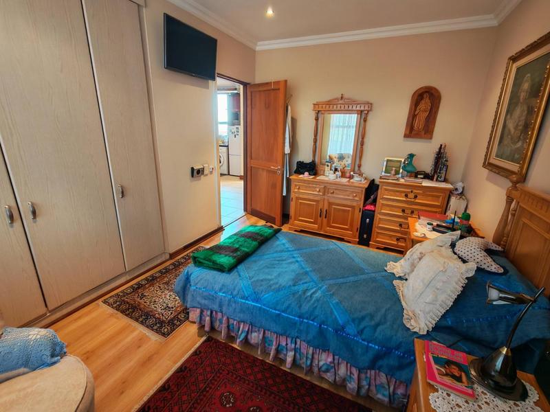 1 Bedroom Property for Sale in Newlands Gauteng