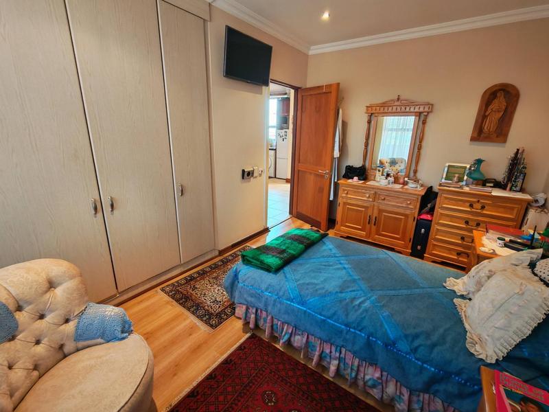 1 Bedroom Property for Sale in Newlands Gauteng