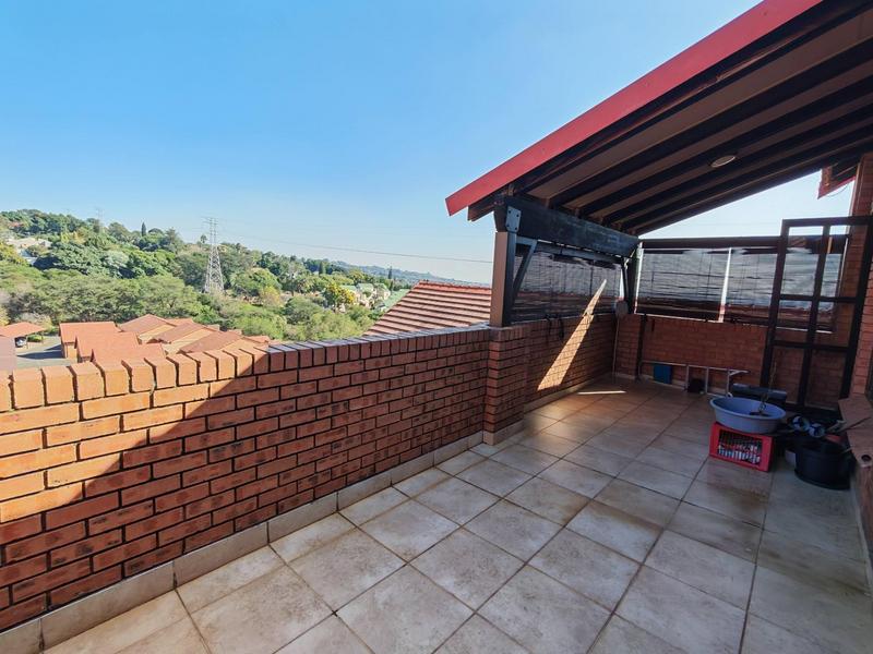 1 Bedroom Property for Sale in Newlands Gauteng